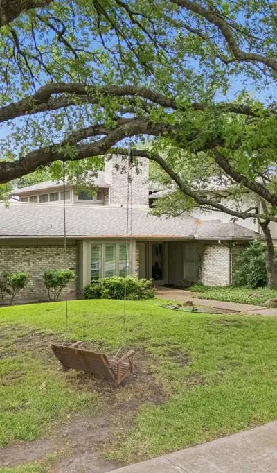 6725 Caulfield Drive, Dallas TX 75248