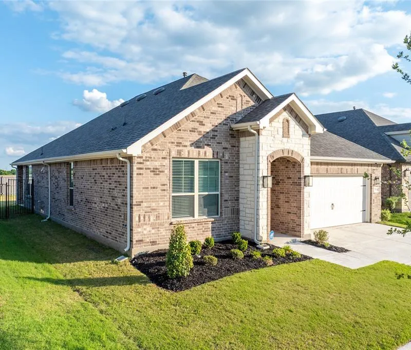 7518 Wild Mint Trail, Venus TX 76084