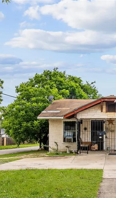 2431 Britton Drive, Dallas TX 75216