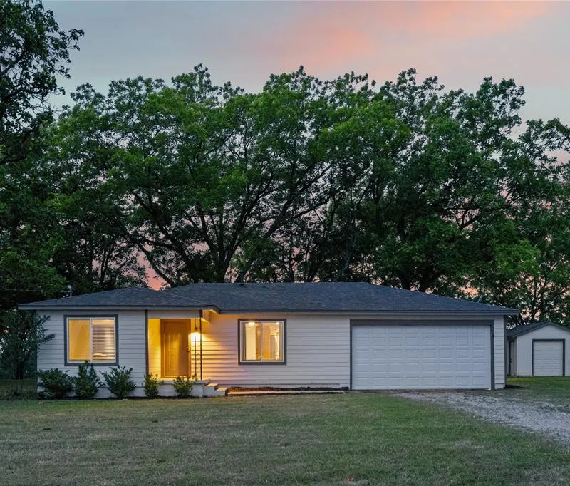 341 Reast Road, Whitesboro TX 76273