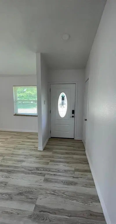 3932 Sun Valley Court, Irving TX 75062 - Photo 3