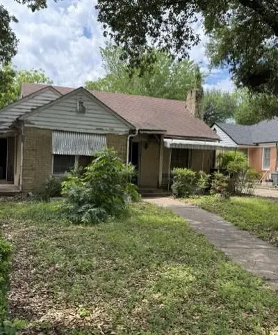 711 S Montclair Avenue, Dallas TX 75208