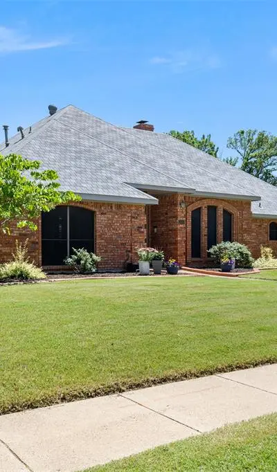 1414 O Shannon Lane, Garland TX 75044 - Photo 2