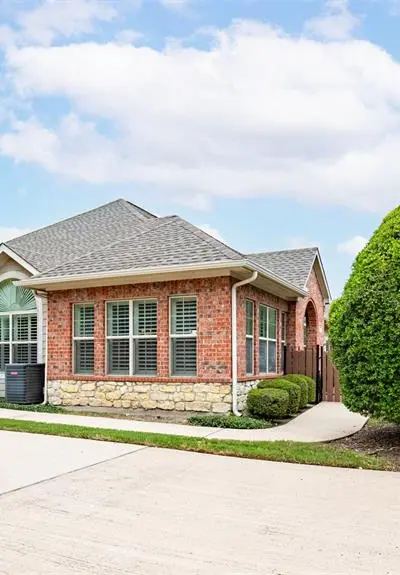 3250 Rosemeade Drive # 2213, Fort Worth TX 76116 - Photo 2