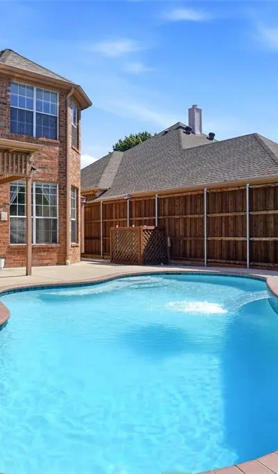 1113 Hunters Creek Drive, Carrollton TX 75007
