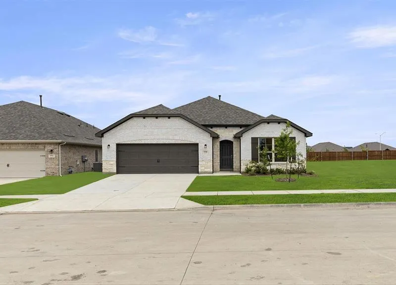 2233 Sheppards Lane, Waxahachie TX 75167
