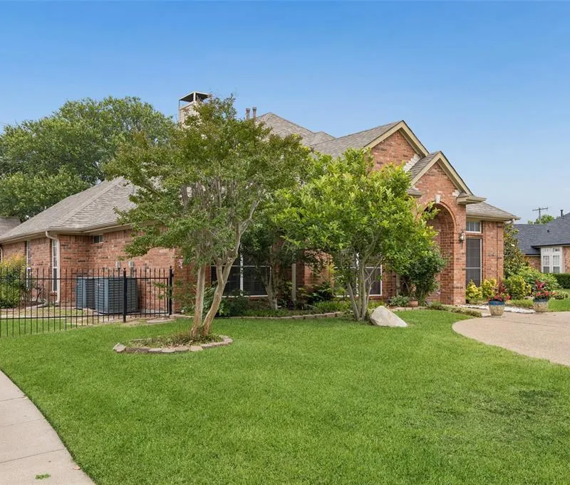 3402 Juniper Court, Rowlett TX 75088