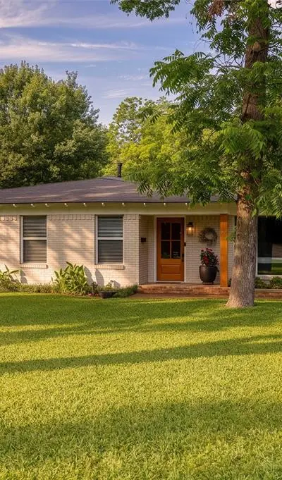 10405 Lake Gardens Drive, Dallas TX 75218