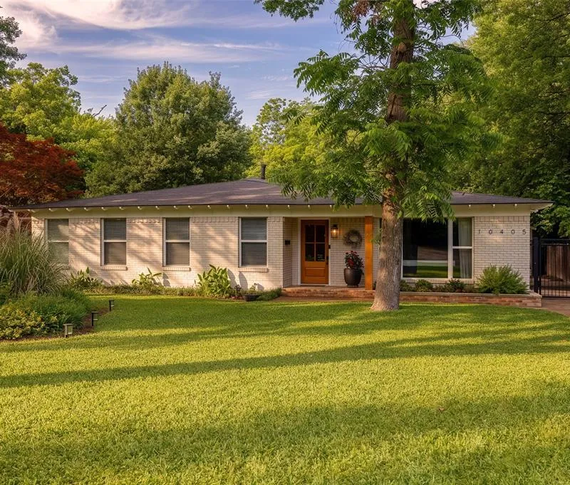 10405 Lake Gardens Drive, Dallas TX 75218