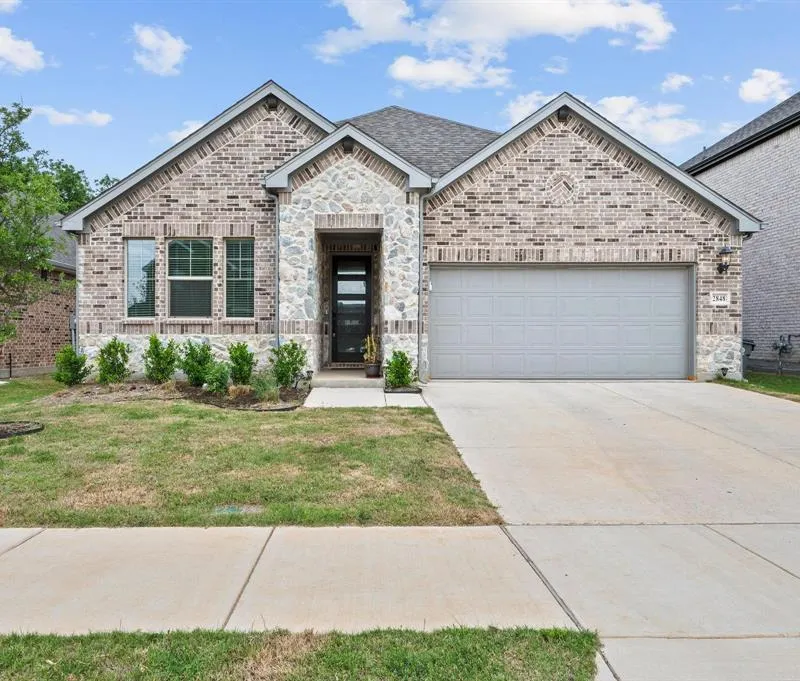 2848 Acadia Drive, Corinth TX 76210