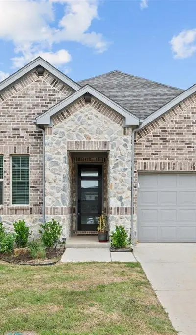 2848 Acadia Drive, Corinth TX 76210 - Photo 2