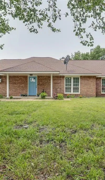 3323 Dasher Street, Lancaster TX 75146