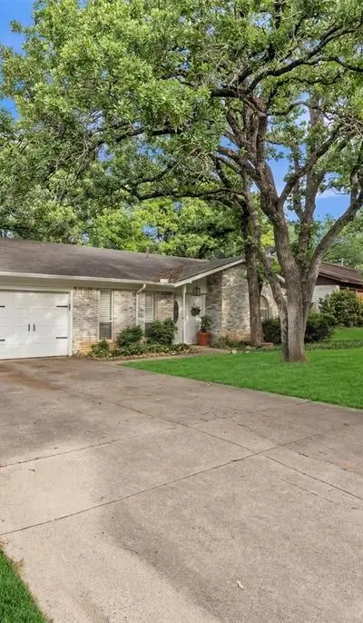 2908 Nancy Circle, Arlington TX 76013