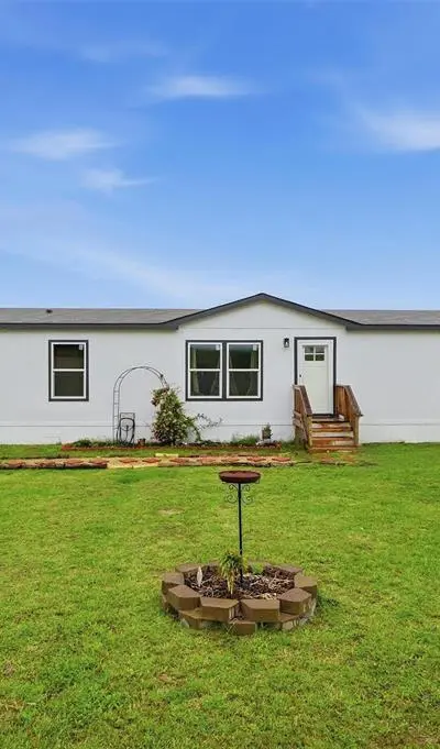 587 Kentucky Town Road, Whitewright TX 75491