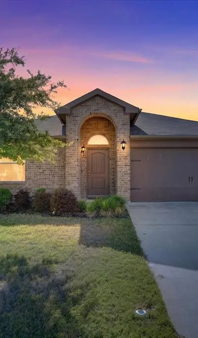 8020 Crimea Lane, Fort Worth TX 76123