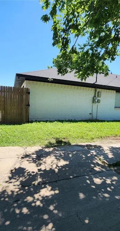 10115 Woodlot Drive, Dallas TX 75217 - Photo 4