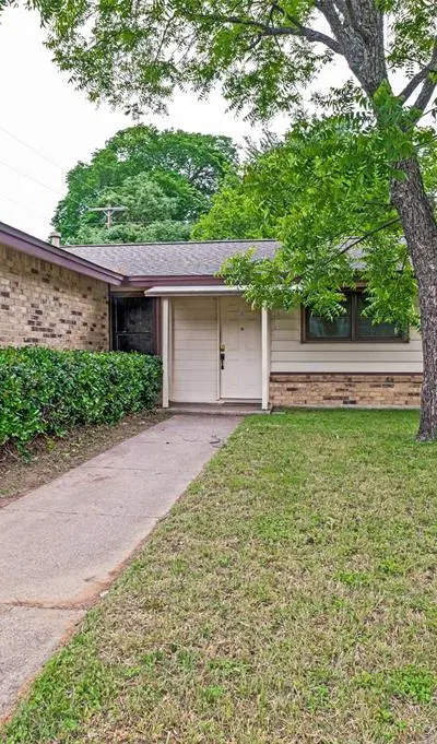 2605 Hollywood Drive, Arlington TX 76013