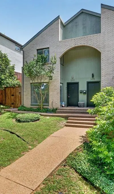2613 Mccart Avenue # 2613, Fort Worth TX 76110 - Photo 2