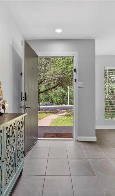2613 Mccart Avenue # 2613, Fort Worth TX 76110 - Photo 5
