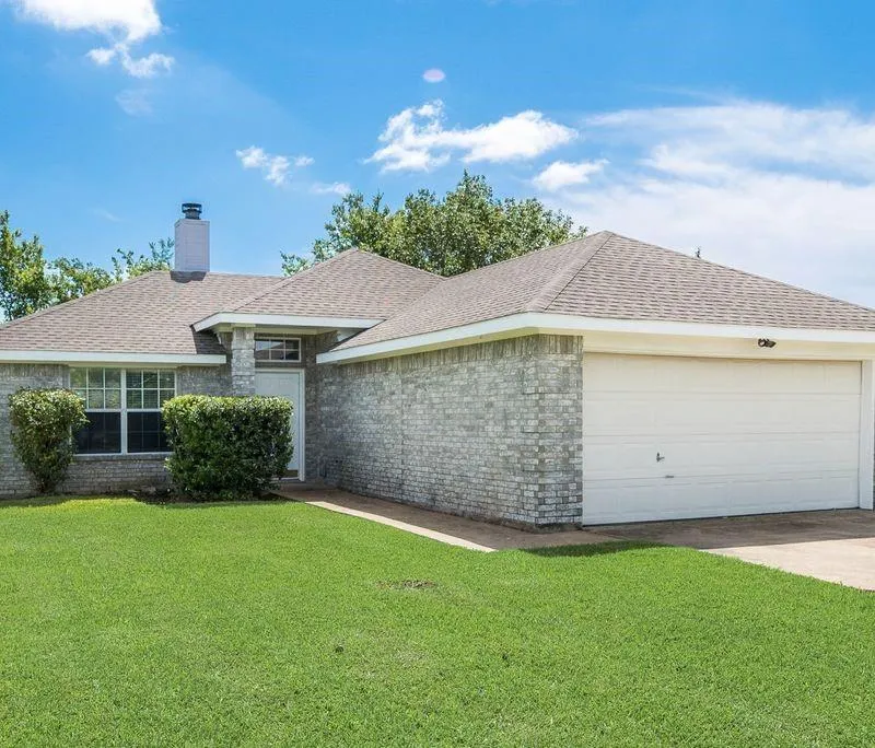 1415 S Medora Street, Terrell TX 75160