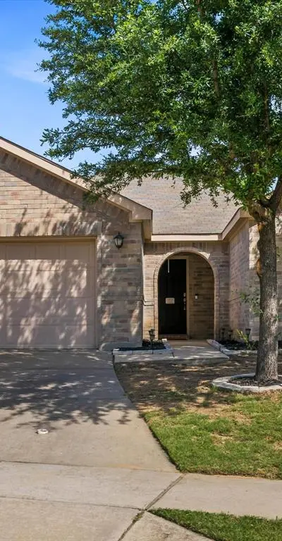 6901 Sylvan Meadows Drive, Fort Worth TX 76120