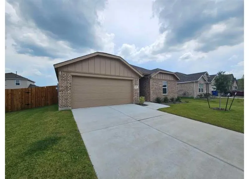 109 John Laurens Drive, Venus TX 76084