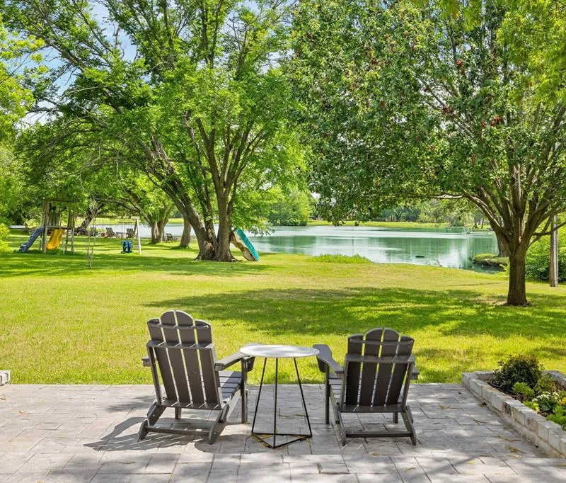 170 Double Oaks Drive, Double Oak TX 75077