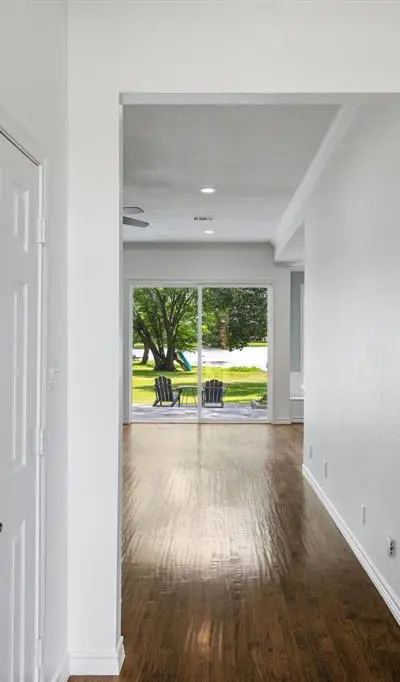 170 Double Oaks Drive, Double Oak TX 75077 - Photo 4