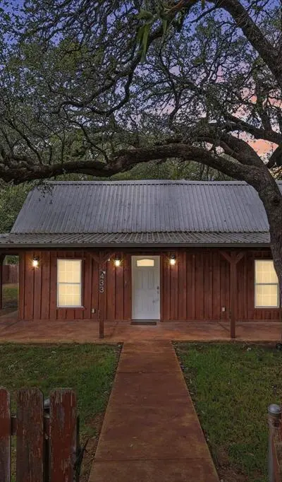 433 Hobson Bend Road, Weatherford TX 76088