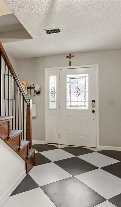 404 Brookview Drive, Decatur TX 76234 - Photo 4