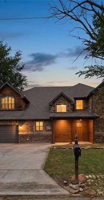 2229 Moonlight Bay, Flower Mound TX 75022 - Photo 2