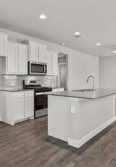 122 DAVIS Lane, Denton TX 76259 - Photo 2