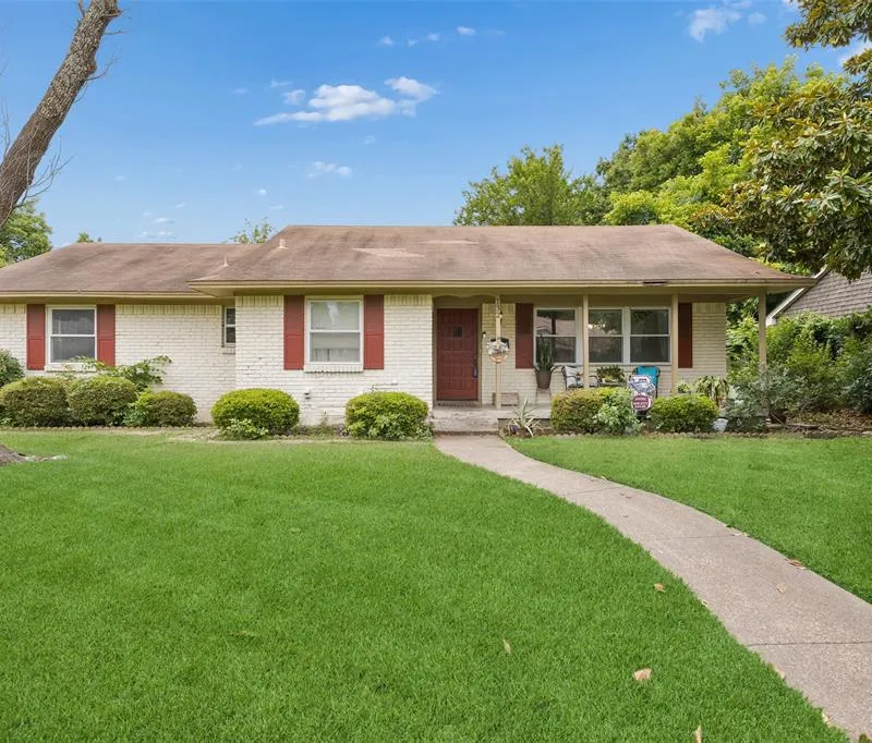 132 W Kenwood Drive, Garland TX 75041