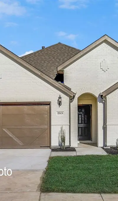 133 John Laurens Drive, Venus TX 76084