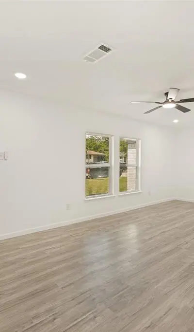 6825 Jewell Avenue, Fort Worth TX 76112 - Photo 3