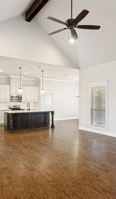 118 Treys Way, Godley TX 76044 - Photo 3