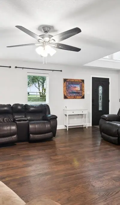 8912 S Hickory Road, Krum TX 76249 - Photo 2