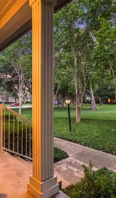 6481 Bordeaux Avenue, Dallas TX 75209 - Photo 2