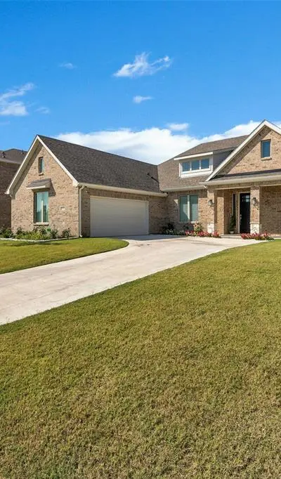 1420 Kendal Drive, DeSoto TX 75115 - Photo 2