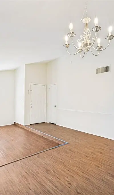 4708 Woodfield Drive, Arlington TX 76016 - Photo 3