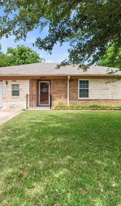 4303 Cypress Springs Court, Arlington TX 76001