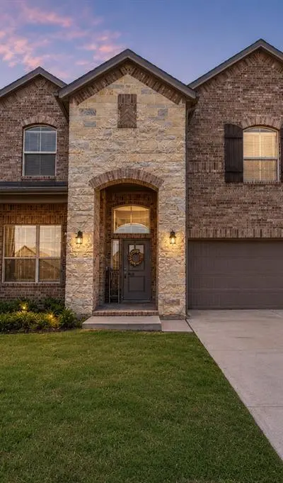 5225 Mountain View Drive, Krum TX 76249