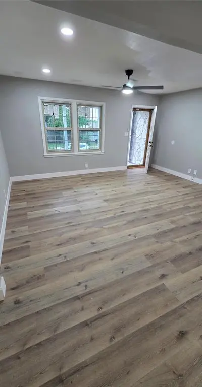 4244 Carol Avenue, Fort Worth TX 76105 - Photo 2