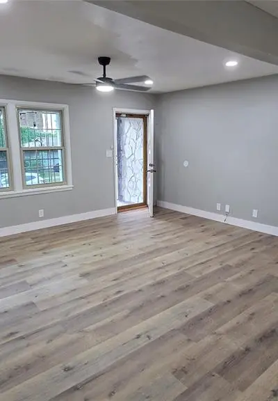 4244 Carol Avenue, Fort Worth TX 76105 - Photo 3