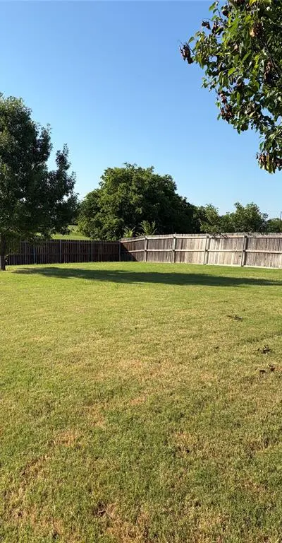 209 Broken Arrow, Krum TX 76249 - Photo 3