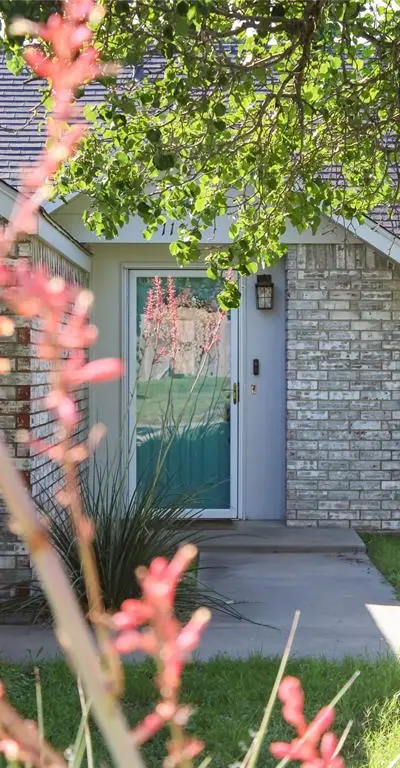 1102 Zahara Street, Bowie TX 76230 - Photo 5