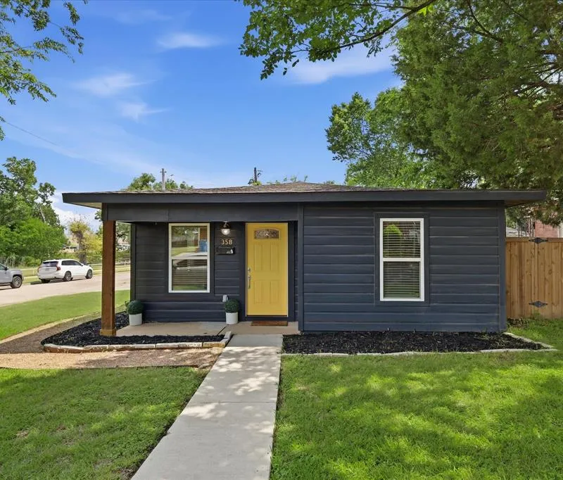 358 Birch Street, Lewisville TX 75057