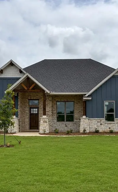 421 Paradise Ridge Drive, Waxahachie TX 75167