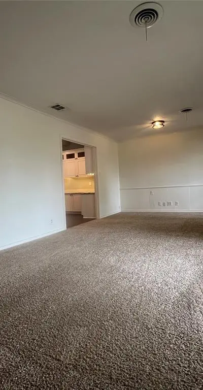 1409 Hillcrest Street, Ennis TX 75119 - Photo 5
