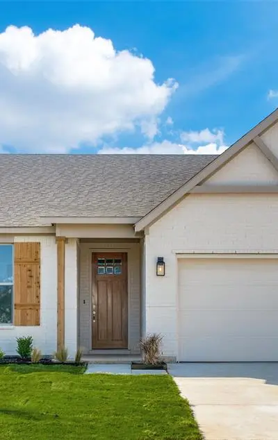 2716 Glasgow Way, Denton TX 76207